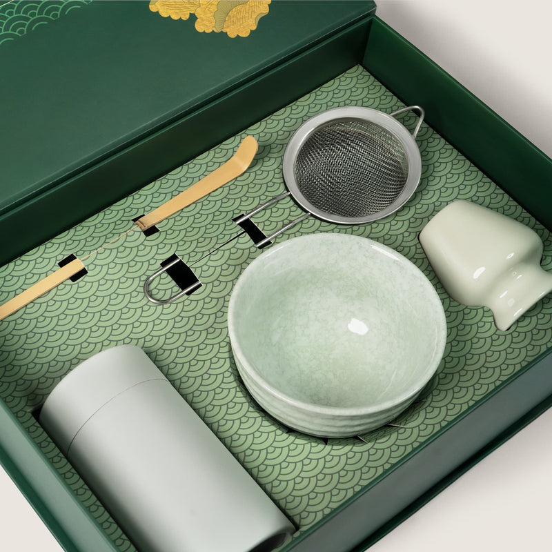 set ustensile matcha compus din chawan , bol ceramic chasaku si suport ceramic